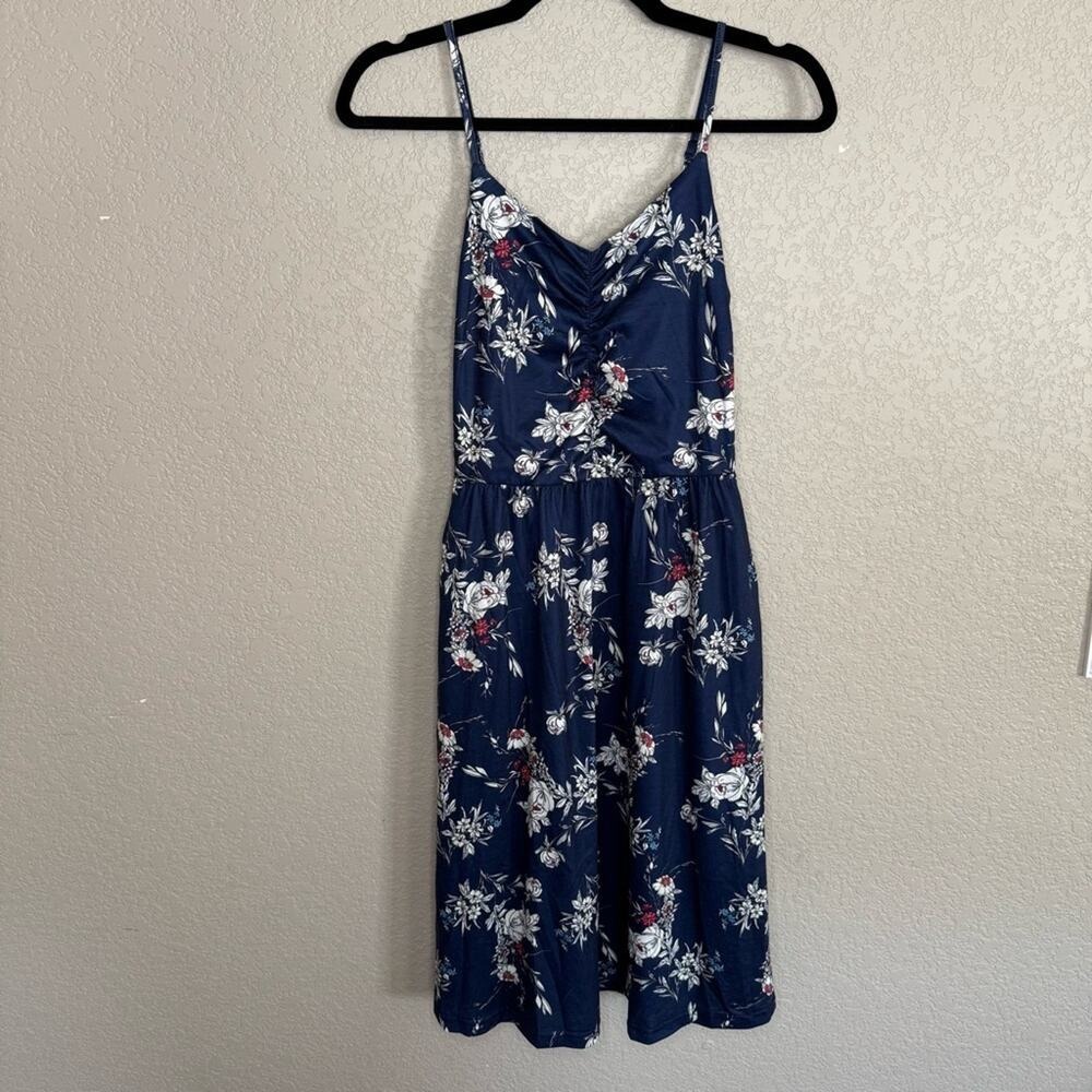 Yathon Navy Blue Floral Dress Size‎ Small